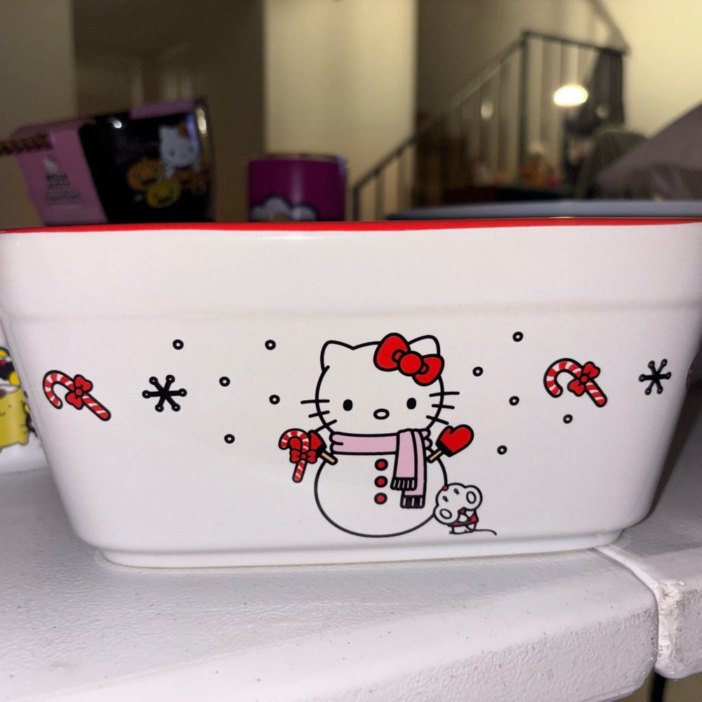 Hello kitty bakeware
